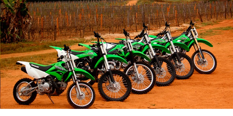 KLX 140G, uma moto para se divertir nas trilhas e nas pistas – BRMX